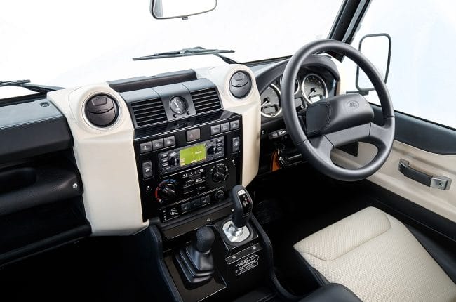 Land Rover Defender Works V8