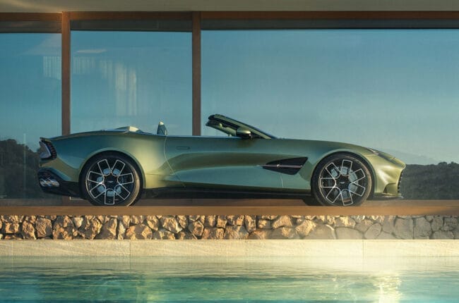 Aston Martin Vanquish Volante