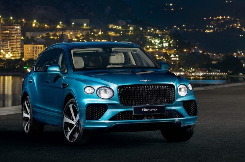 Bentley Bentayga EWB Azure Riviera