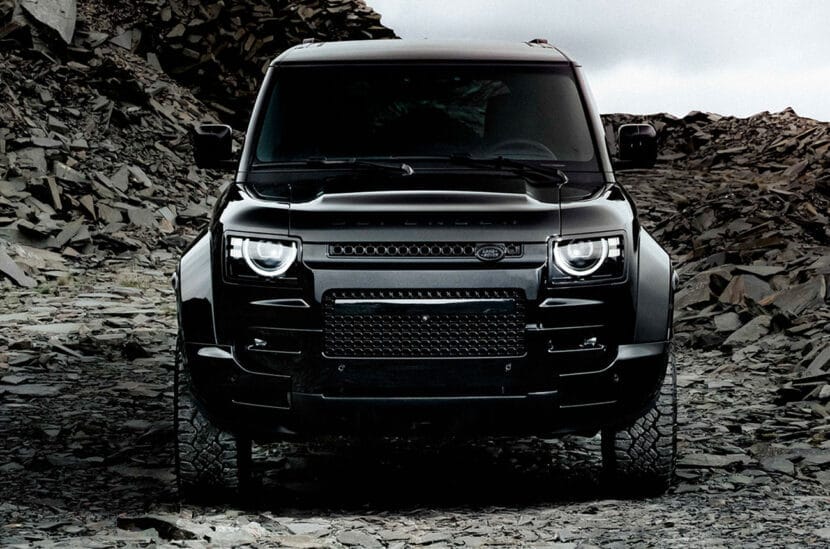 Land Rover Defender OCTA Black
