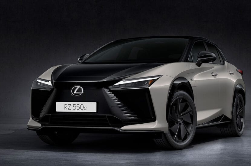 Lexus RZ 550e