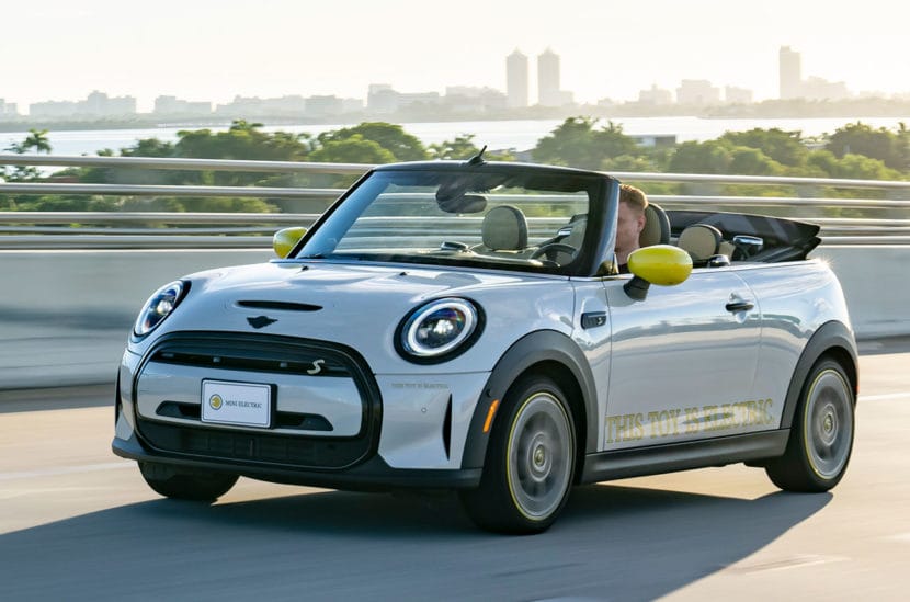 MINI Cooper SE Convertible